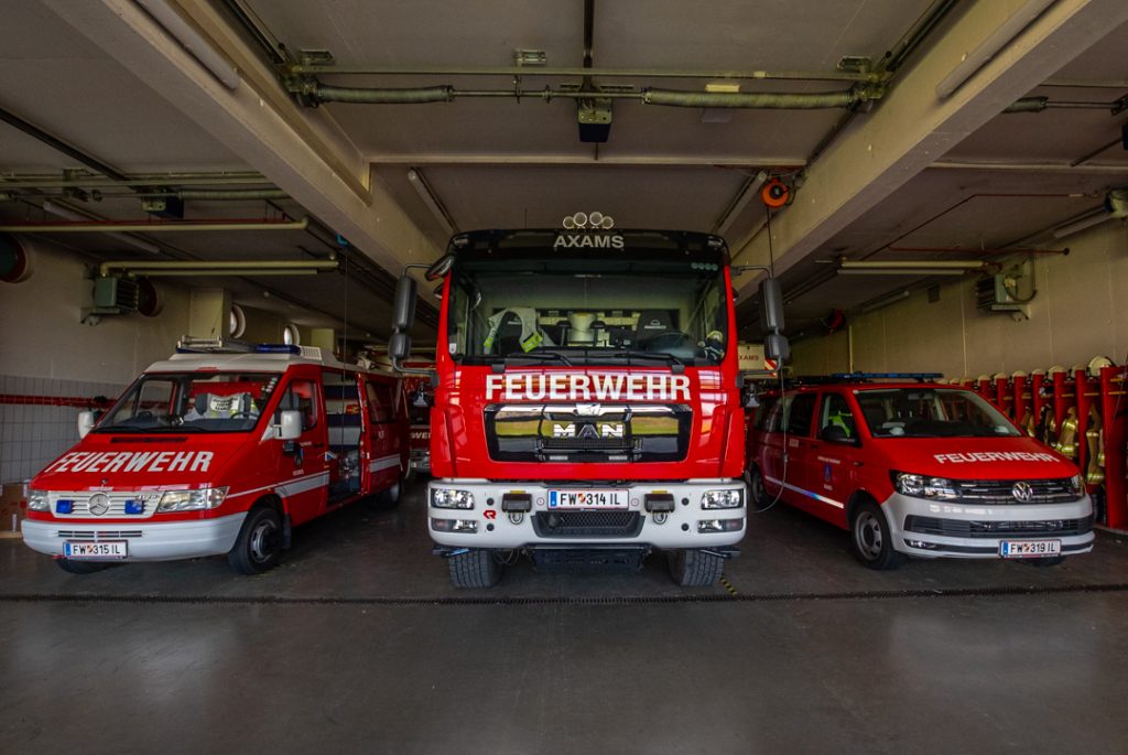 Erste Fahrzeugreihe in der Halle