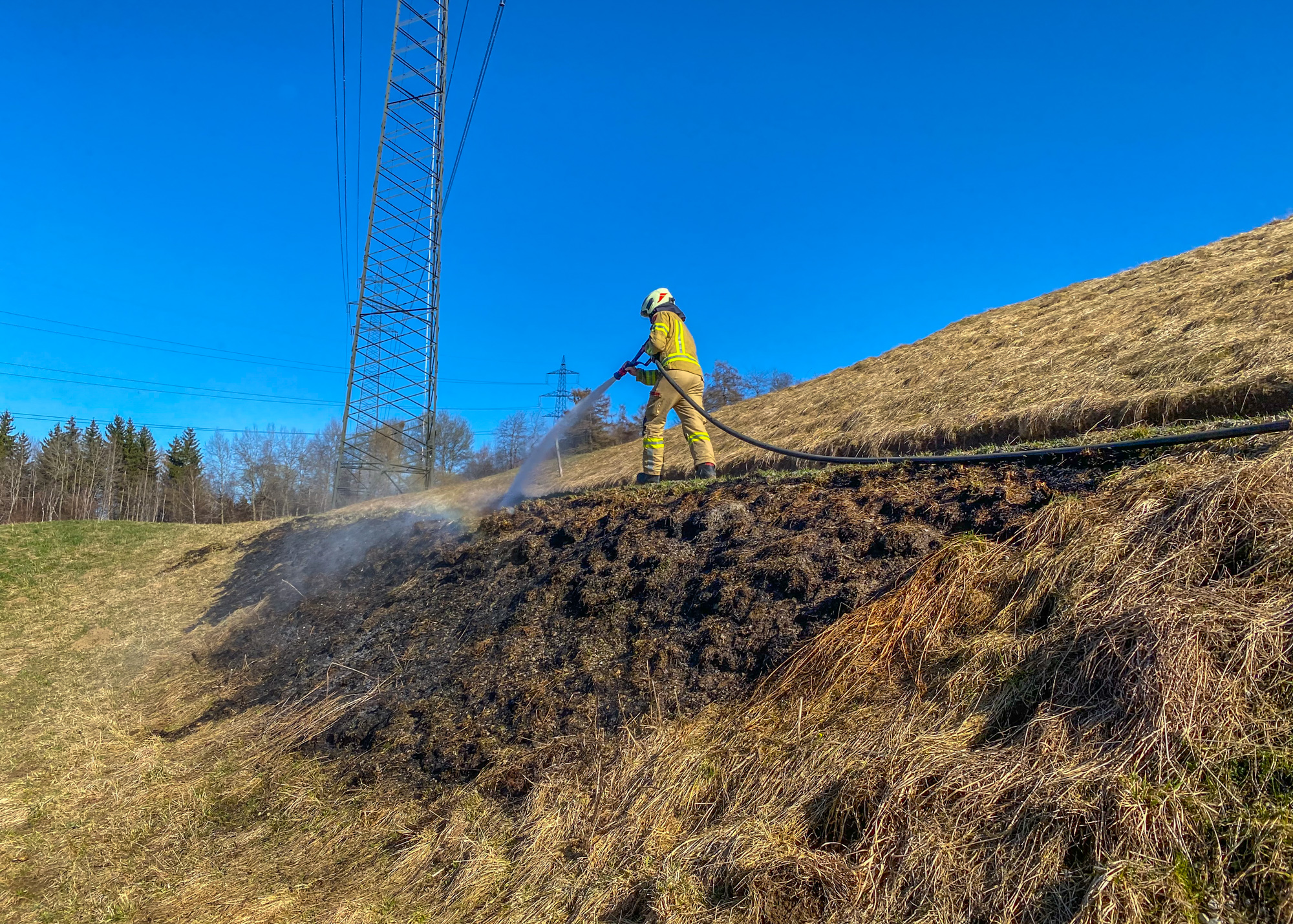 Mehr über den Artikel erfahren Rauchentwicklung im Freien