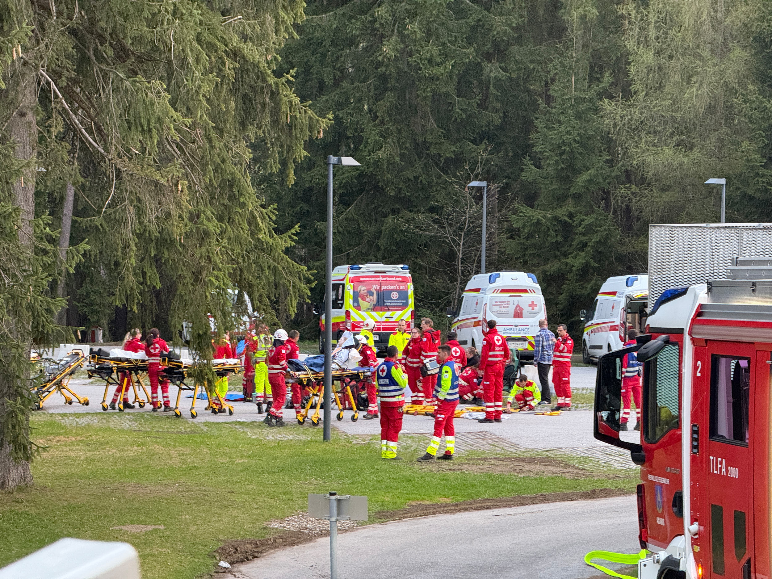 Mehr über den Artikel erfahren Atemschutzübung im LKH Natters