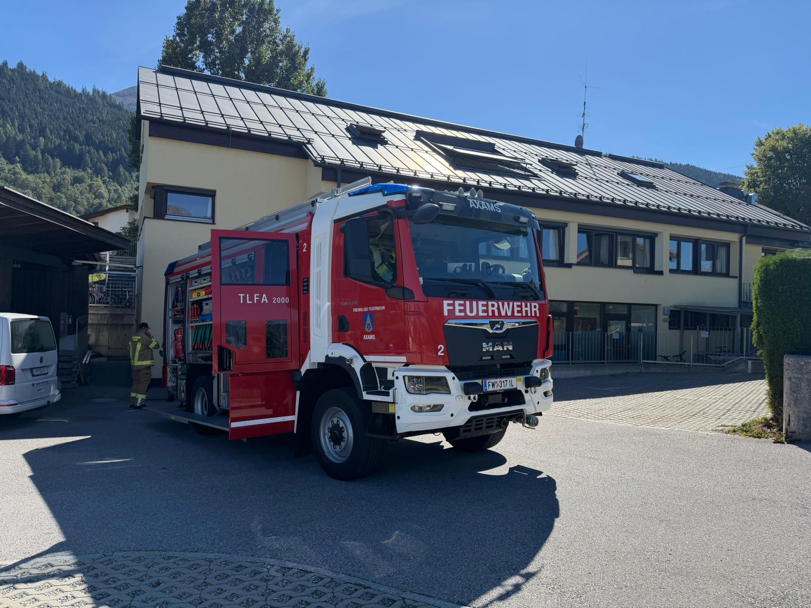 Mehr über den Artikel erfahren Sommerfest im Kinderheim